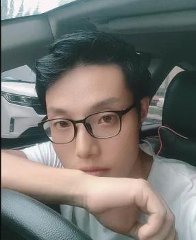 害羞的木头