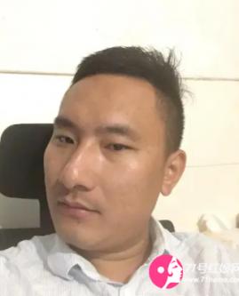 初吻给了香烟