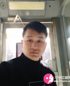 月清如水
