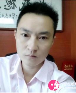 擦肩而过